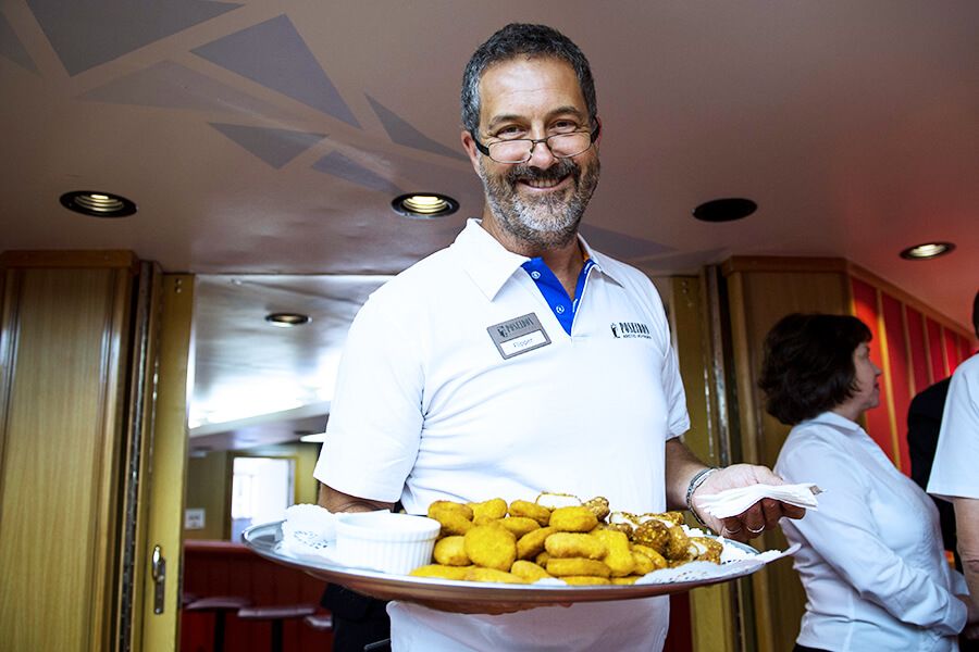 На борту ледокола 50 лет Победы