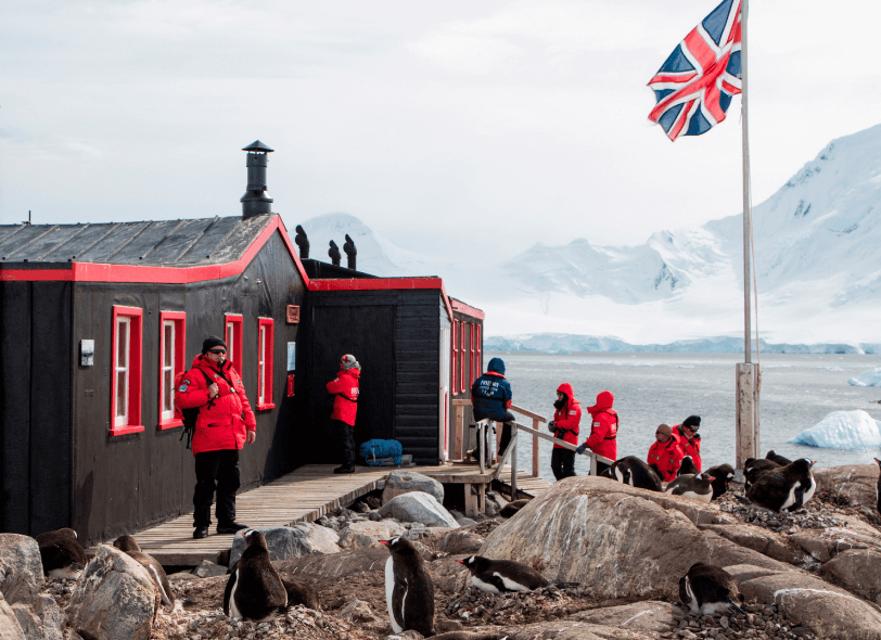 ПРИСУТСТВИЕ ЧЕЛОВЕКА