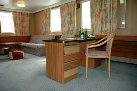  Угловой люкс