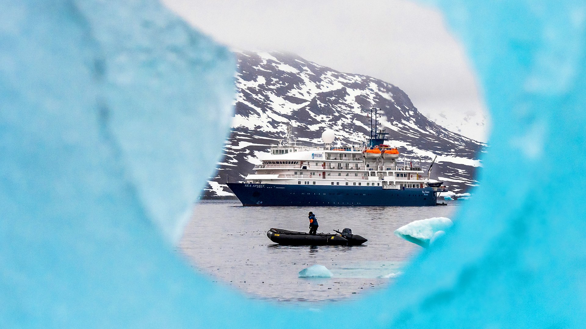 Южная и Западная Гренландия судно 